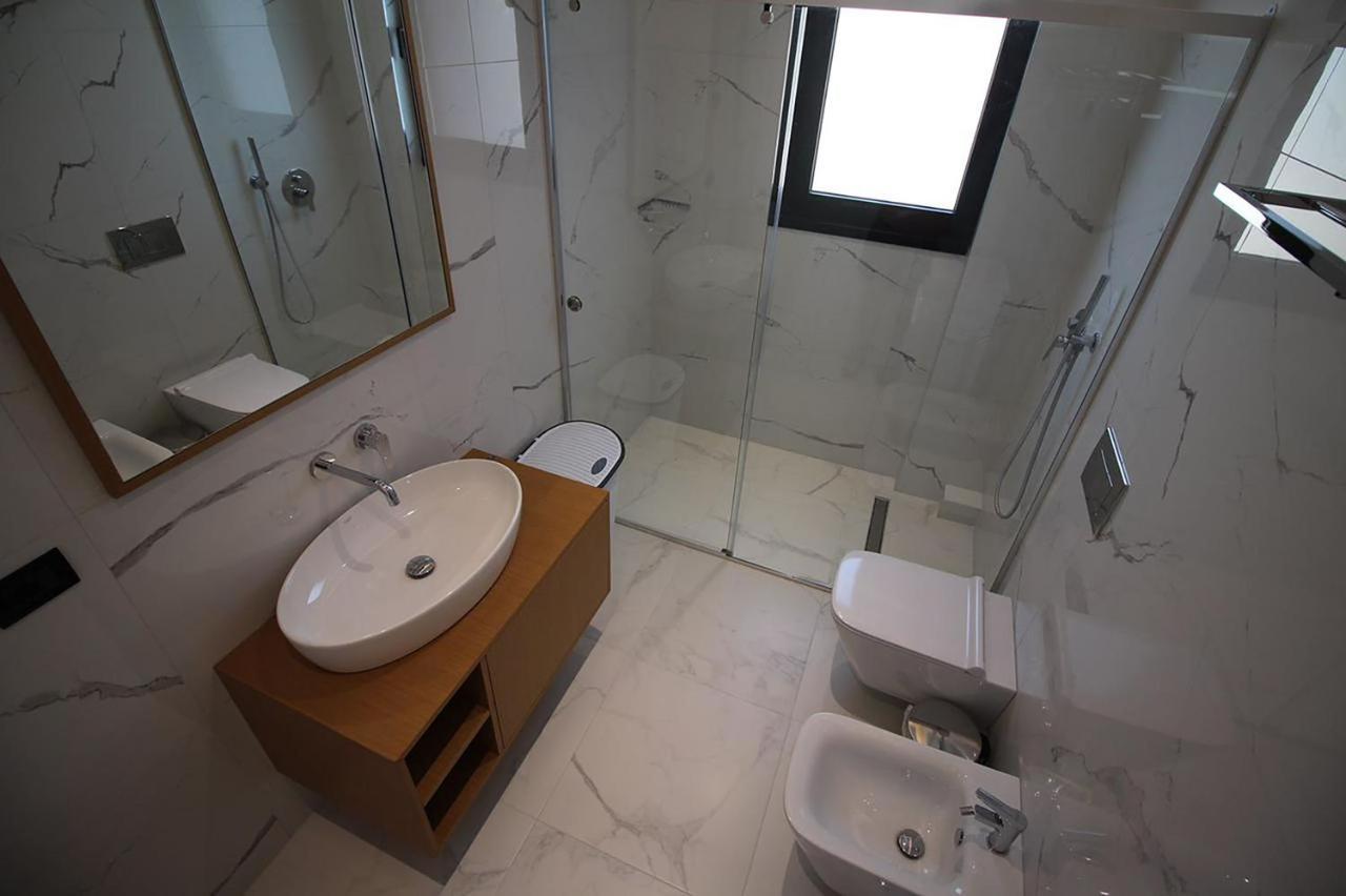"The View" Luxury Apartments Saranda Dış mekan fotoğraf