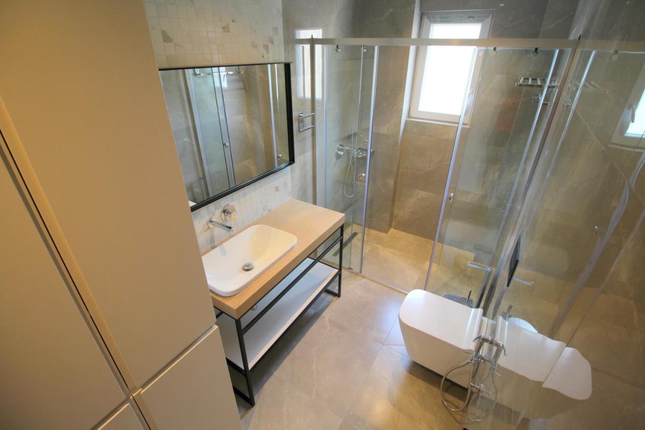 "The View" Luxury Apartments Saranda Dış mekan fotoğraf