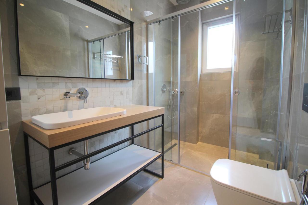"The View" Luxury Apartments Saranda Dış mekan fotoğraf
