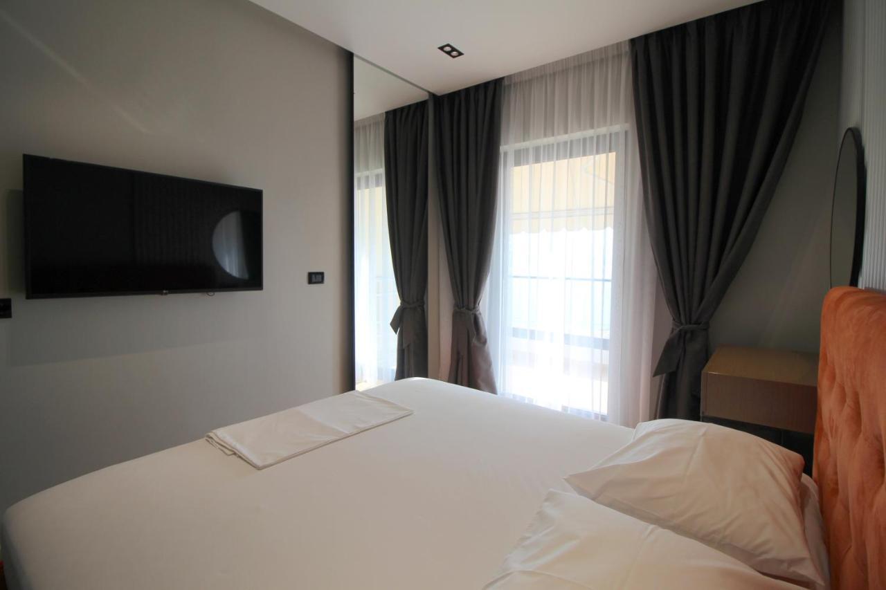 "The View" Luxury Apartments Saranda Dış mekan fotoğraf