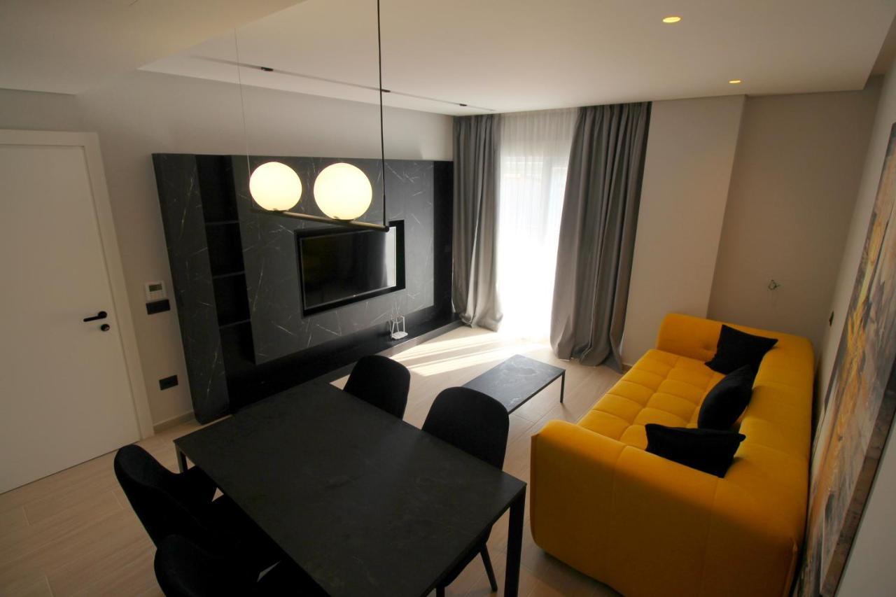 "The View" Luxury Apartments Saranda Dış mekan fotoğraf